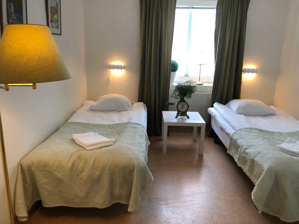 Stornasets Pensionat Och Vandrarhem Sundsvall Esterno foto