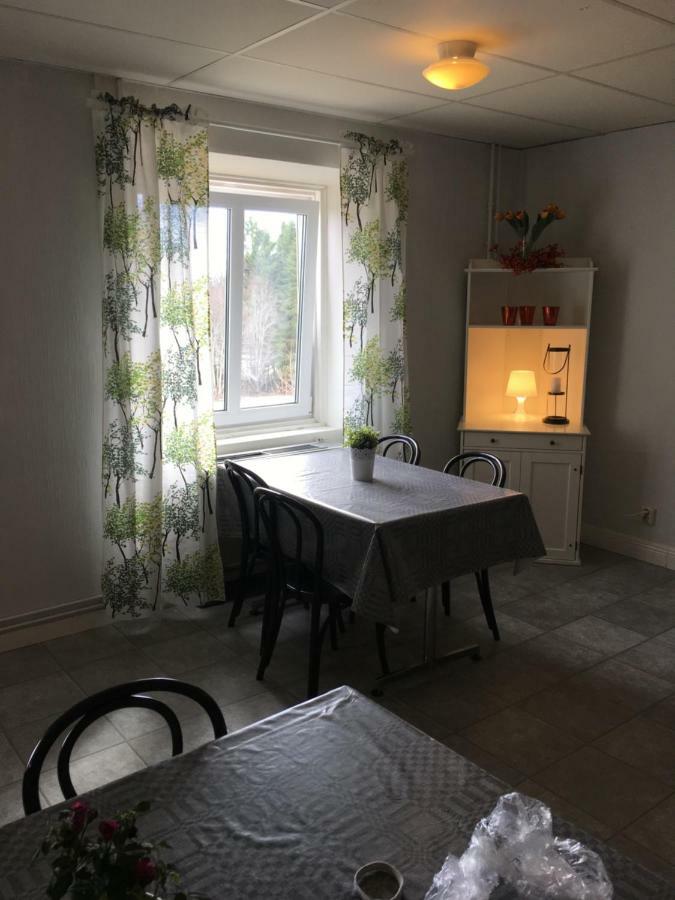 Stornasets Pensionat Och Vandrarhem Sundsvall Esterno foto